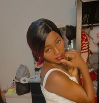 Mia Riyadh Ishibilia incall and outcall - escort in Riyadh Photo 3 of 9