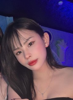 Mia - escort in Doha Photo 13 of 13