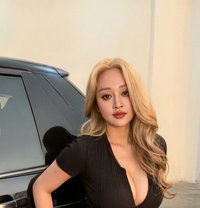 Mia - escort in Ho Chi Minh City Photo 5 of 8