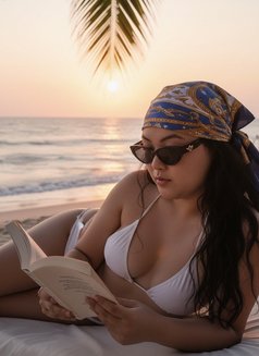 Mia Valdez - escort in Dubai Photo 3 of 21