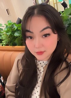 Mia Valdez - escort in Dubai Photo 12 of 21