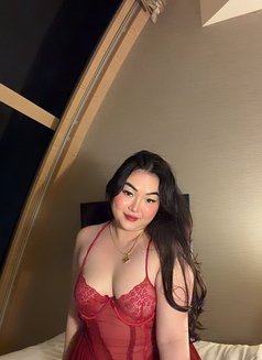 Mia Valdez - escort in Dubai Photo 17 of 21
