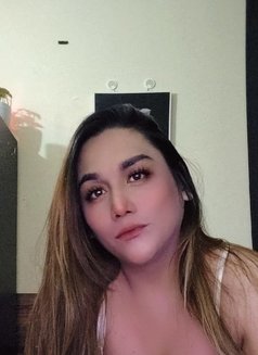 Mia vers🇵🇭 - Transsexual escort in Dubai Photo 9 of 11