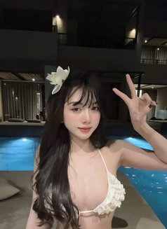 Mia - escort in Ho Chi Minh City Photo 9 of 13