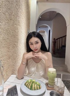 Mia - escort agency in Singapore Photo 4 of 12