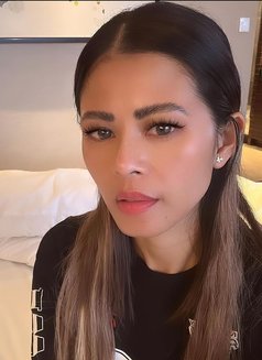 MIA, your sex goddess - escort in Mumbai Photo 1 of 10