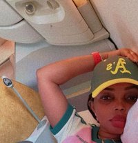 Miah - escort in Singapore