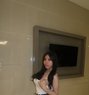 Miarafox - Transsexual escort in Manila Photo 1 of 4