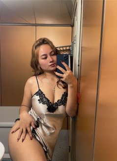 Miasexxyy - puta in Hong Kong Photo 16 of 18