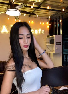 Mica - escort in Dubai Photo 5 of 6