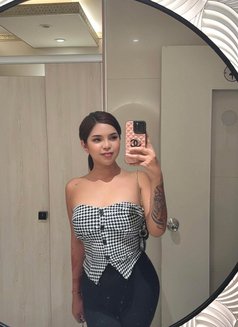 Mica - escort in Manila Photo 6 of 8