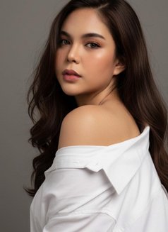 Mica - escort in Manila Photo 7 of 8
