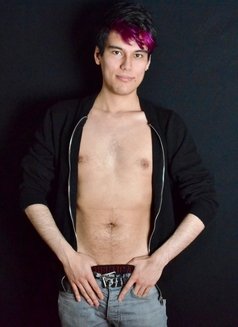 Sexy Mica (fast replies!) - Acompañantes masculino in London Photo 9 of 14