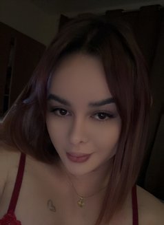 Micah Camshow/private Story - Transsexual escort in Kuwait Photo 8 of 9