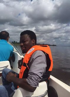 Grimes - Male escort in Accra Photo 2 of 8