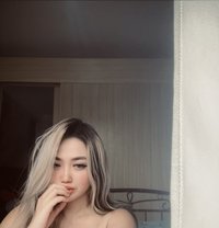 Mich - escort in Manila