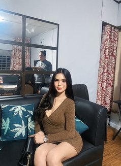 Mich Flores - Acompañantes transexual in Manila Photo 1 of 7