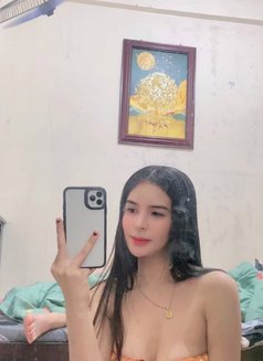 Mich Cumshow/Meet - Acompañantes transexual in Manila Photo 8 of 18