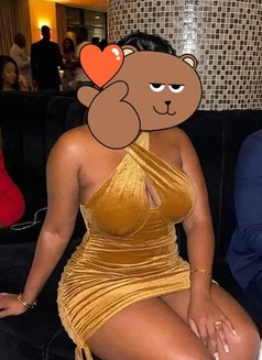 Mich - puta in Ahmedabad Photo 3 of 3