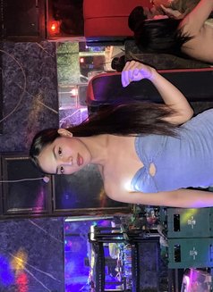 Micha Chin - Transsexual escort in Manila Photo 4 of 5