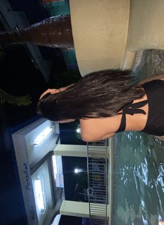 Micha Chin - Transsexual escort in Manila Photo 5 of 5