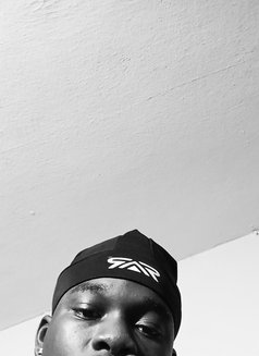 Michael Adeniyi - Male escort in Lagos, Nigeria Photo 4 of 8