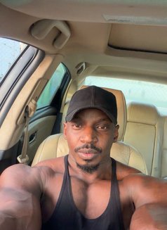 Michael - Male escort in Jeddah Photo 21 of 23