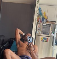 Michael - Male escort in Riyadh