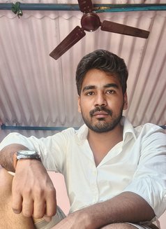Michael - Male escort in Mumbai Photo 5 of 5