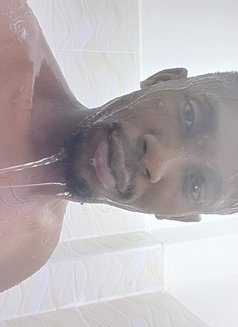 Michael - Male escort in Nairobi Photo 2 of 4