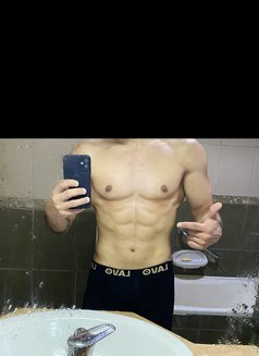 Michael - Acompañantes masculino in Kuala Lumpur Photo 2 of 4
