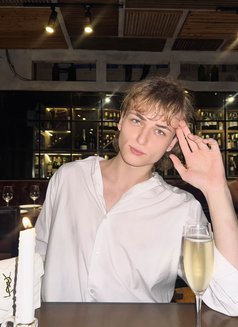 Michael - Acompañantes masculino in Bangkok Photo 3 of 7