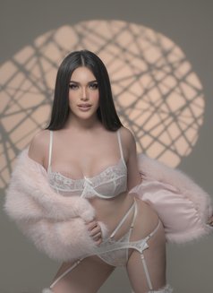 Michaela W/ Poppers - Transsexual escort in Makati City Photo 30 of 30