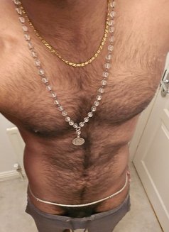 Michale - Male escort in New Delhi Photo 1 of 3