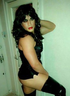 Michele - Acompañantes transexual in Vienna Photo 2 of 7