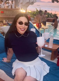 Michell Roca - escort in Dubai Photo 1 of 3