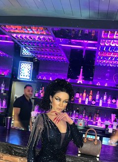 Michelle Black Cobra - masseuse in Al Manama Photo 14 of 16