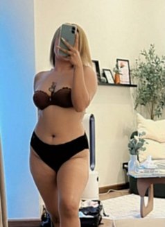 Michelle - puta in Yokohama Photo 1 of 2