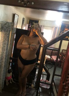 Michelle - Transsexual escort in Taipei Photo 3 of 6
