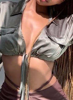 Michelle Grace - escort in Abuja Photo 1 of 3