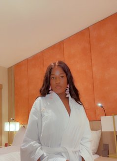 Michelle independent escort - puta in Jeddah Photo 12 of 13