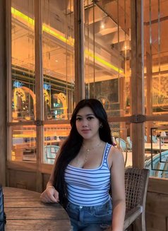 Michelle - escort in Bali Photo 2 of 11