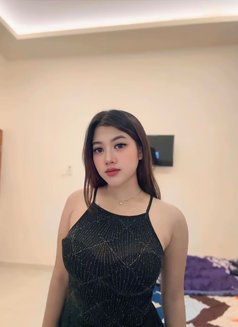 Michelle - escort in Bali Photo 6 of 11