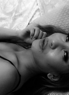 Michelle Is Back - Transsexual escort in Bangalore Photo 1 of 4