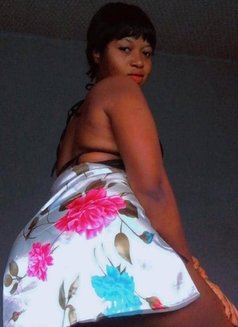 Michelle Kasoa - escort in Accra Photo 5 of 8