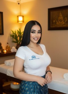 Michelle professional masseuse - escort in Riyadh Photo 5 of 5