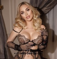 Michelle - escort in İstanbul Photo 16 of 18