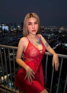 Michelle - escort in Okinawa Island Photo 8 of 11