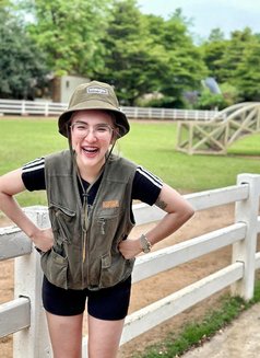 Michelle - escort in Okinawa Island Photo 8 of 13