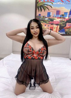 Michelle - masseuse in Riyadh Photo 3 of 4